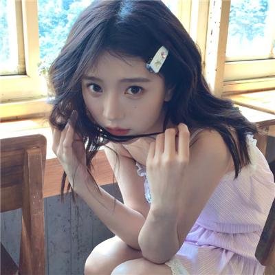 《隐藏月光》海报
